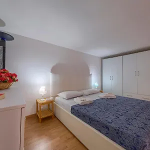  Apartment La Casa Di Dante Alighieri